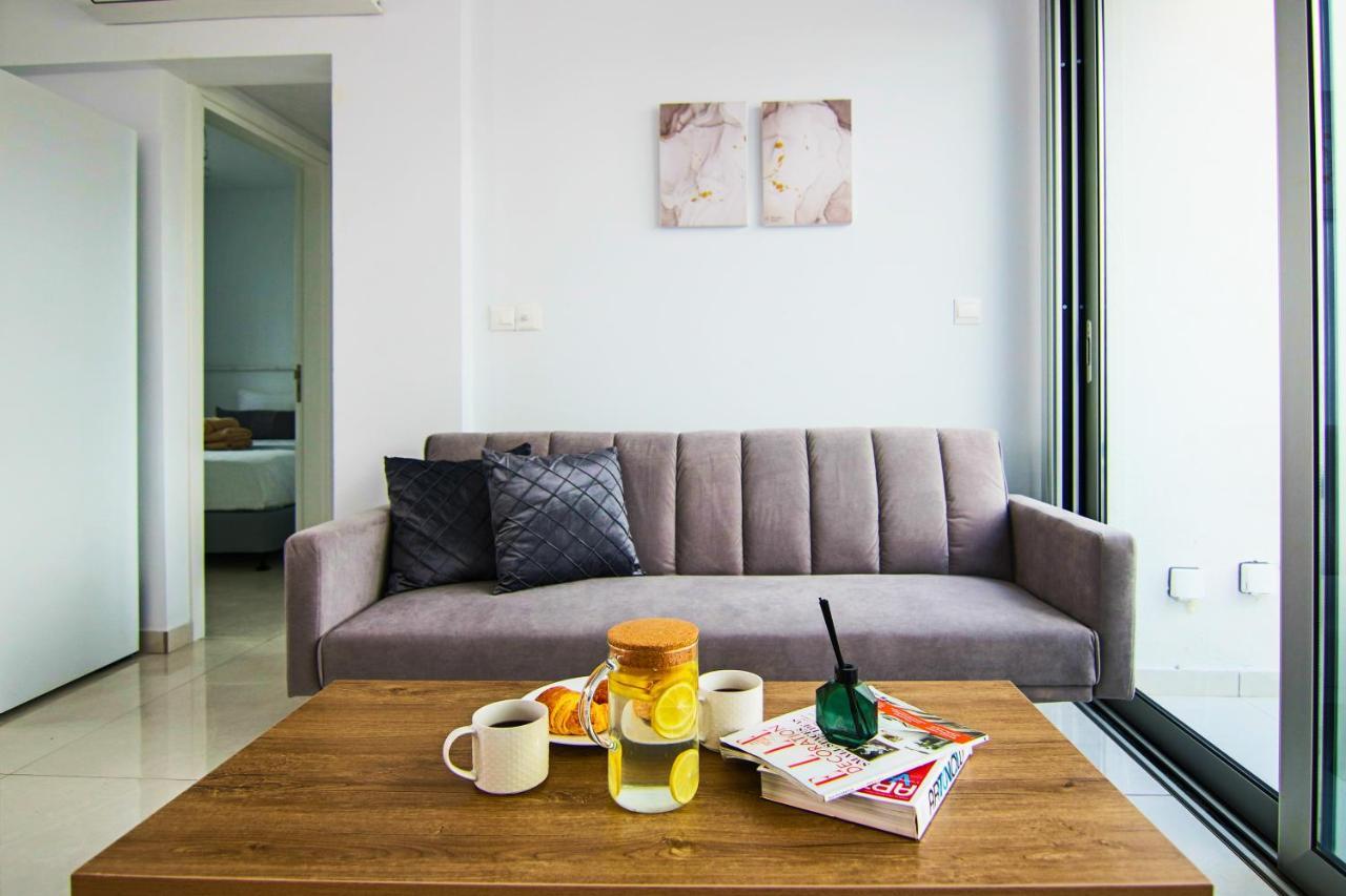 Ferienwohnung Phaedrus Living - Seaside Executive Flat Harbour 205 Paphos Exterior foto